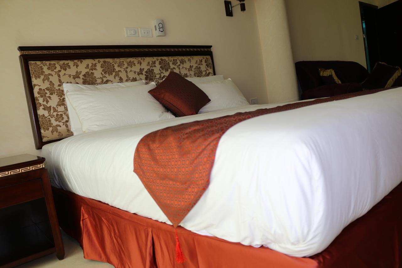 Solyana Hotel Bahir Dar Exterior photo